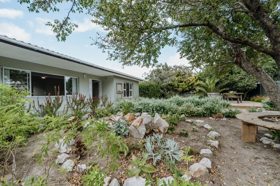 To Let 3 Bedroom Property for Rent in Westcliff Western Cape